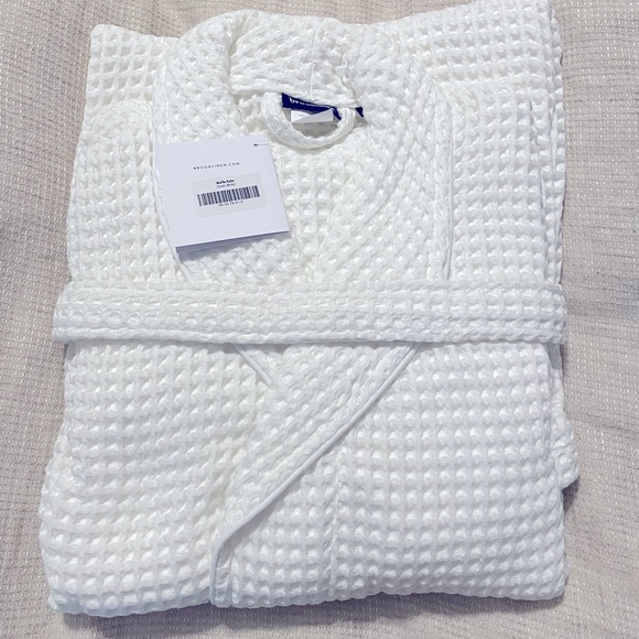 Brooklinen Other - NWT Women’s Brooklinen Small Waffle White Robe